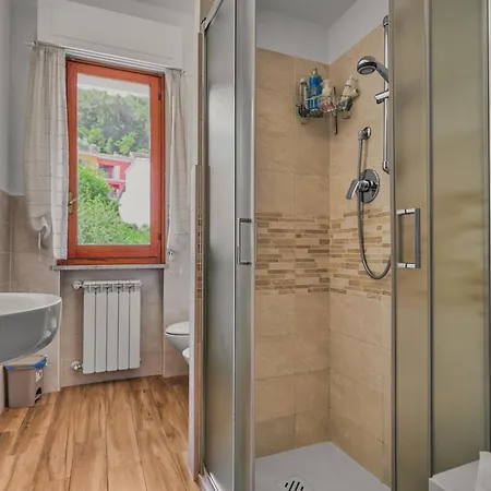 Dimora Stella Di Aprile Специя