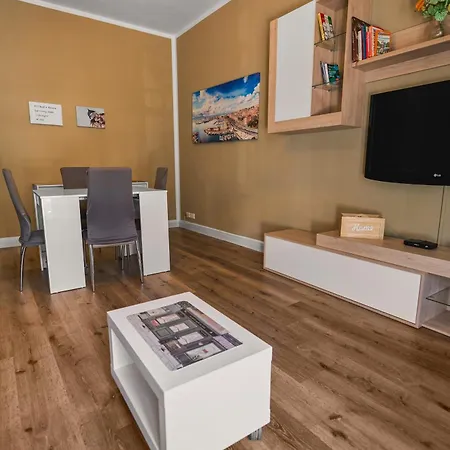 Dimora Stella Di Aprile 公寓 斯培西亚